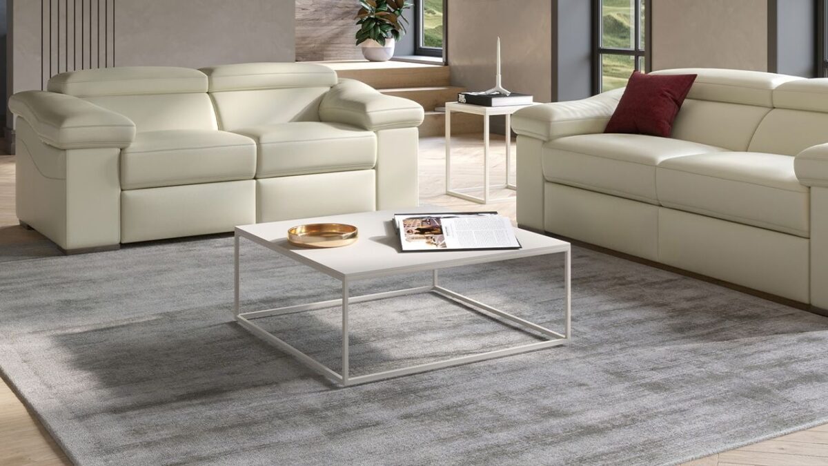 Luxury contemporary Cabaret B985 sofa by Natuzzi Editions, high-end Italian design for Birmingham, Michigan.