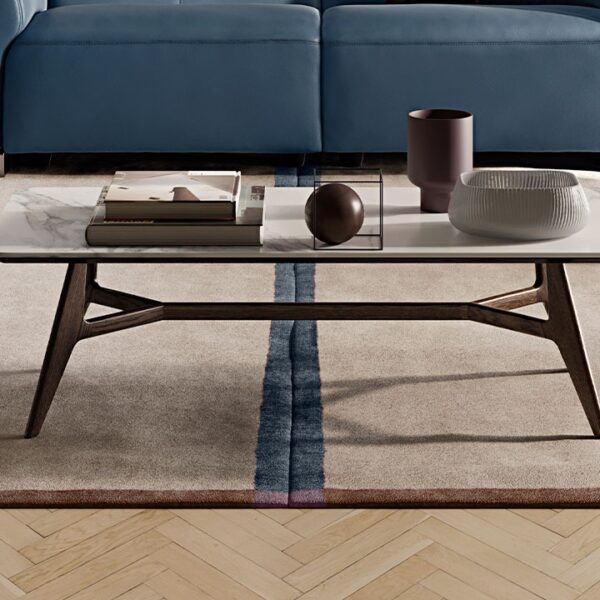 Modern Plettro sofa by Manzoni and Tapinassi for Natuzzi Italia, high-end Italian design for Royal Oak, Michigan.