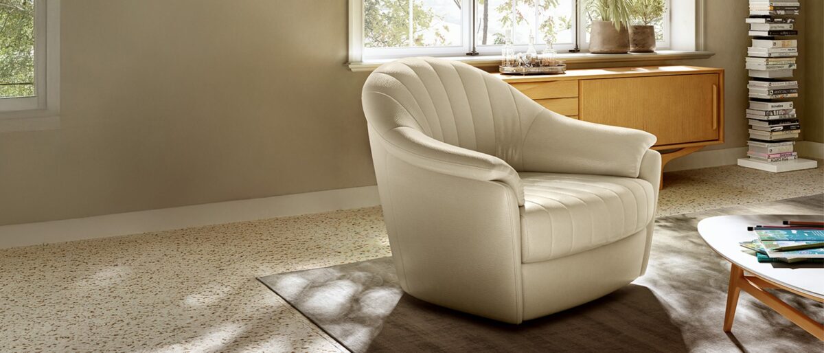 Luxury contemporary Gratitudine C163 armchair by Natuzzi Editions, high-end Italian design for Troy, Michigan.