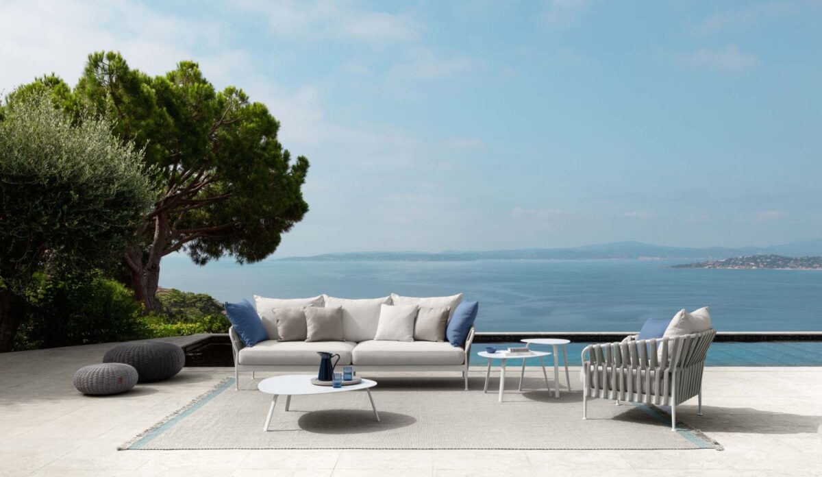 Modern Frame 2 seater Sofa by Talentispa Italian design in Royal Oak Michigan showroom