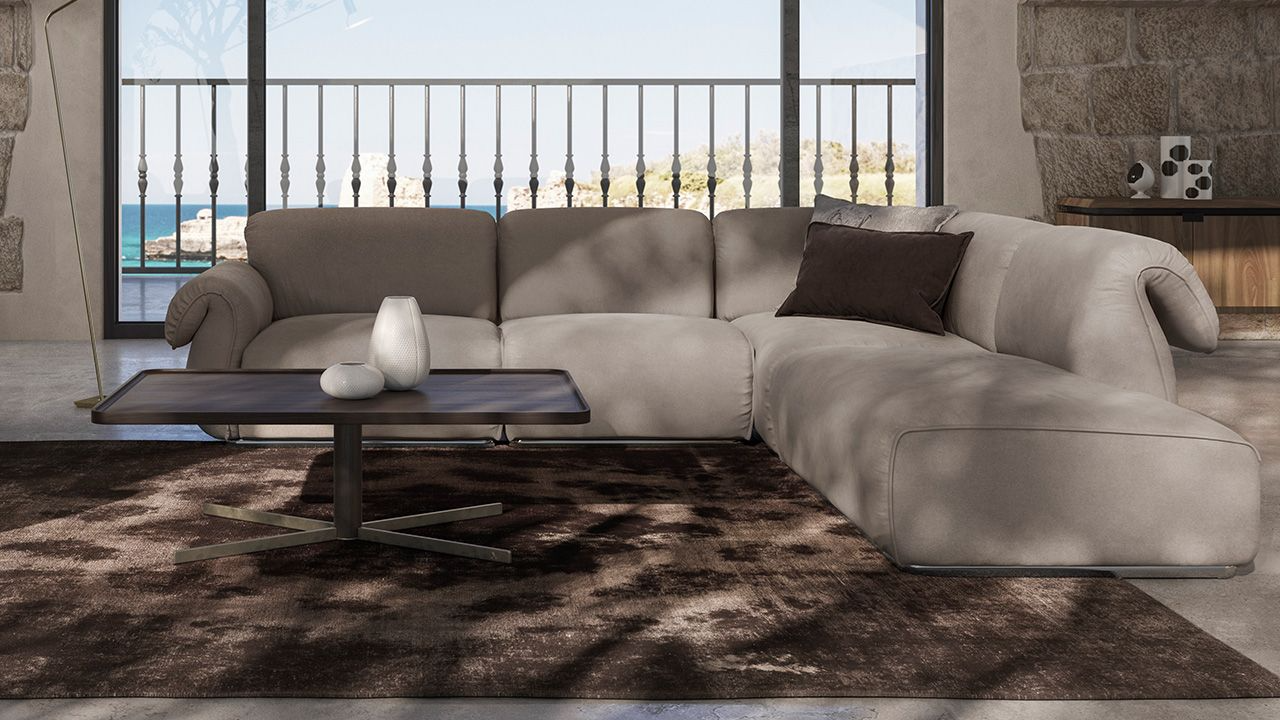 Modern Icon sofa by Natuzzi, high-end Italian design for Birmingham, Michigan.