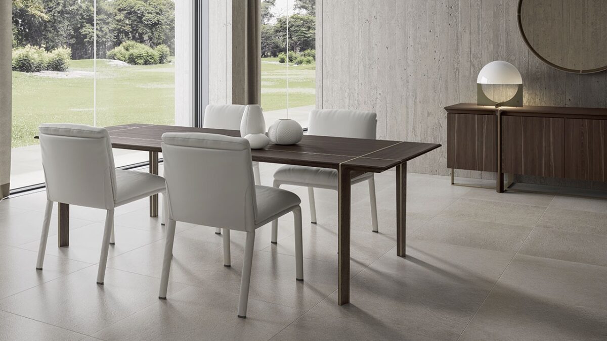 Luxury contemporary Kendo sofa by Mauro Lipparini for Natuzzi Italia, high-end Italian design for Birmingham, Michigan.