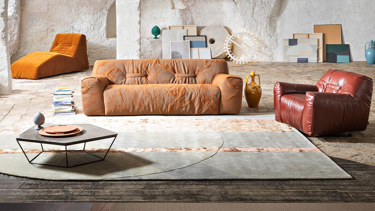 Modern Argo sofa by Natuzzi, high-end Italian design for Royal Oak, Michigan.