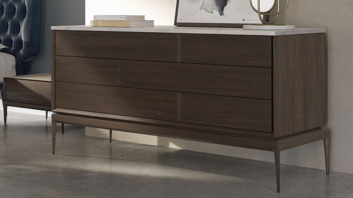 Luxury contemporary Munari Bedside Table by Natuzzi Italia, high-end Italian bedroom furniture for Birmingham, Michigan.