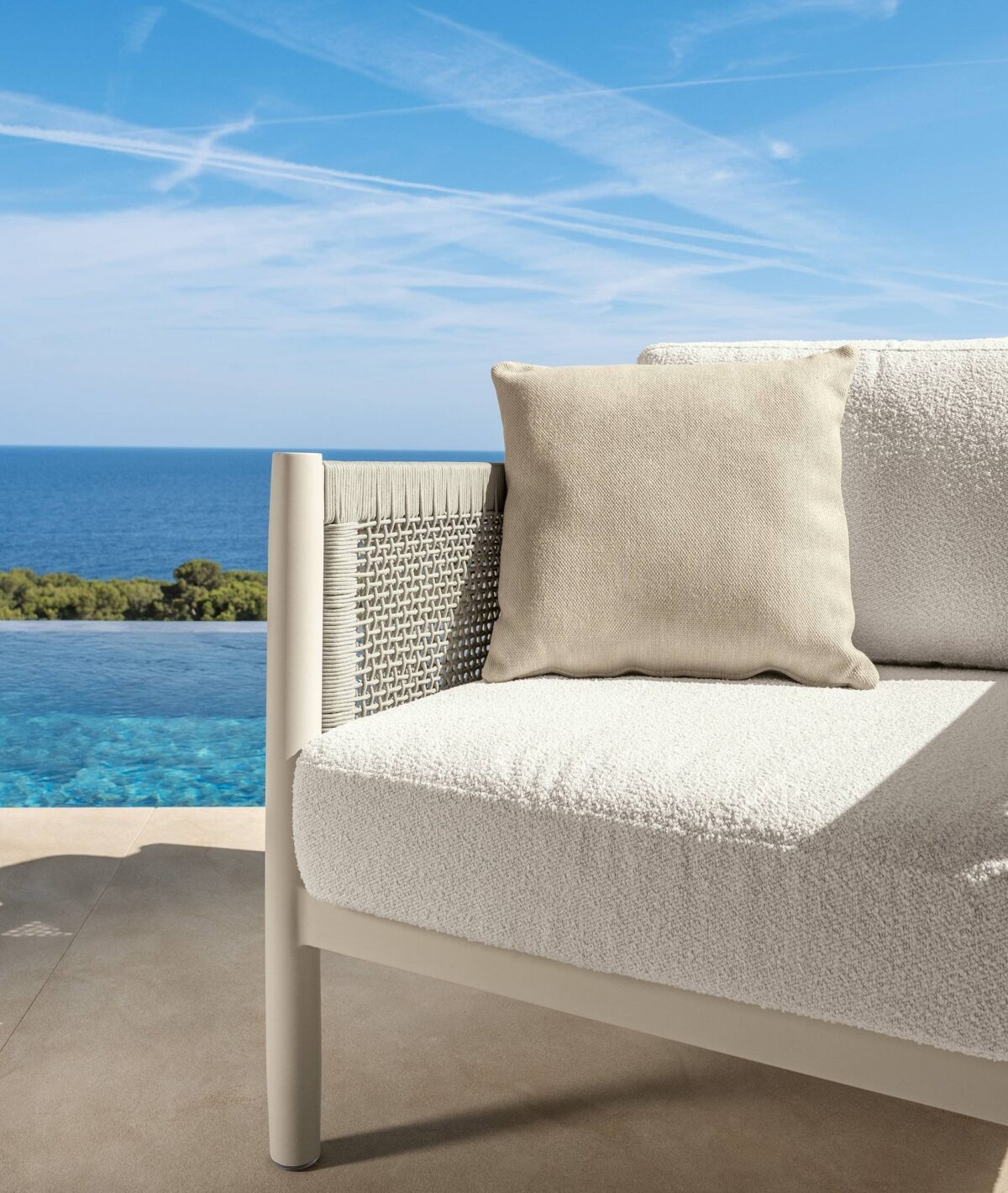 Luxury Dolcevita//Alu 3‑Seater Sofa by Talentispa Italian aluminum lounge in Troy Michigan garden