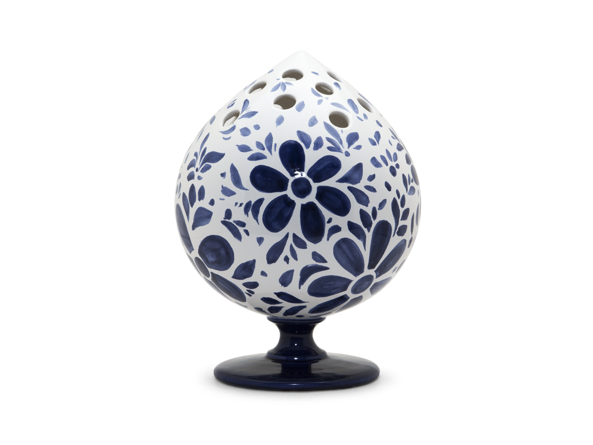 Modern Pumo Delft Decorative Object by Natuzzi Italia, high-end Italian ceramic good luck charm for Royal Oak, Michigan.