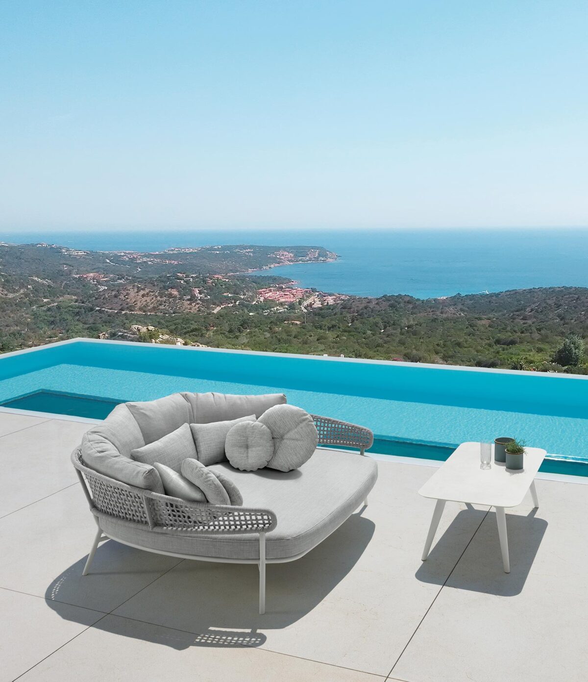Outdoor Moon Alu Living Armchair by Talenti, perfect for modern garden lounges and rooftop patios