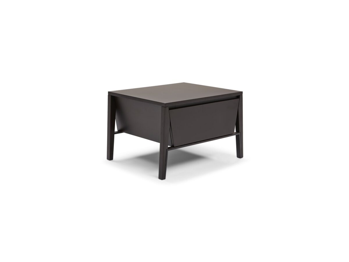 Modern Euclide Coffee Table by Claudio Bellini for Natuzzi Italia, high-end Italian living room furniture for Royal Oak, Michigan.