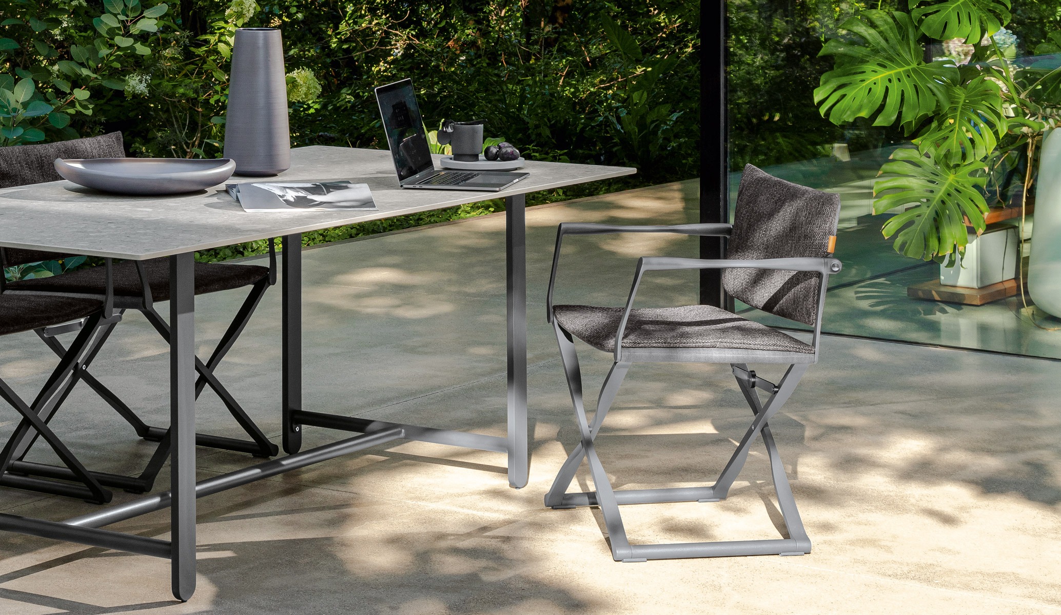 Modern Riviera Director Chair by Talentispa Italian design in Royal Oak Michigan showroom