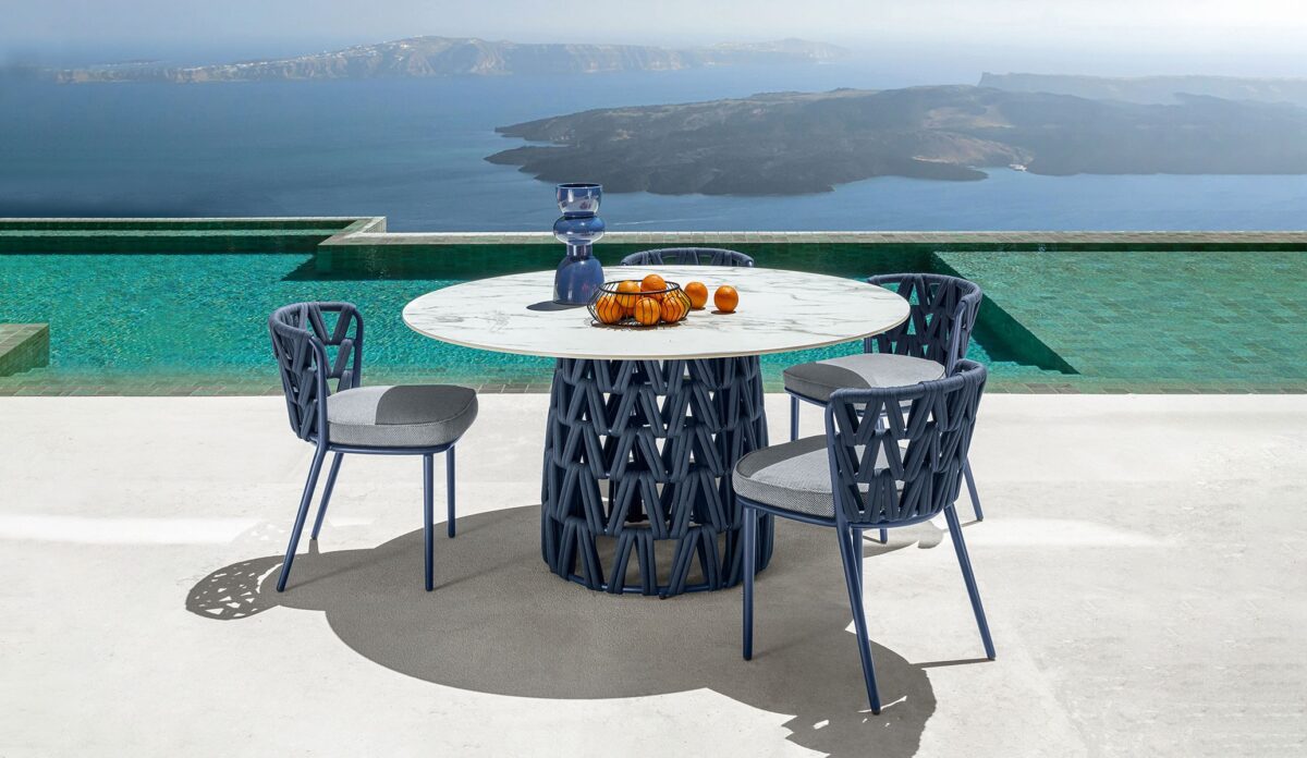 Modern Swipe Dining Chair by Talentispa Italian design in Royal Oak Michigan showroom