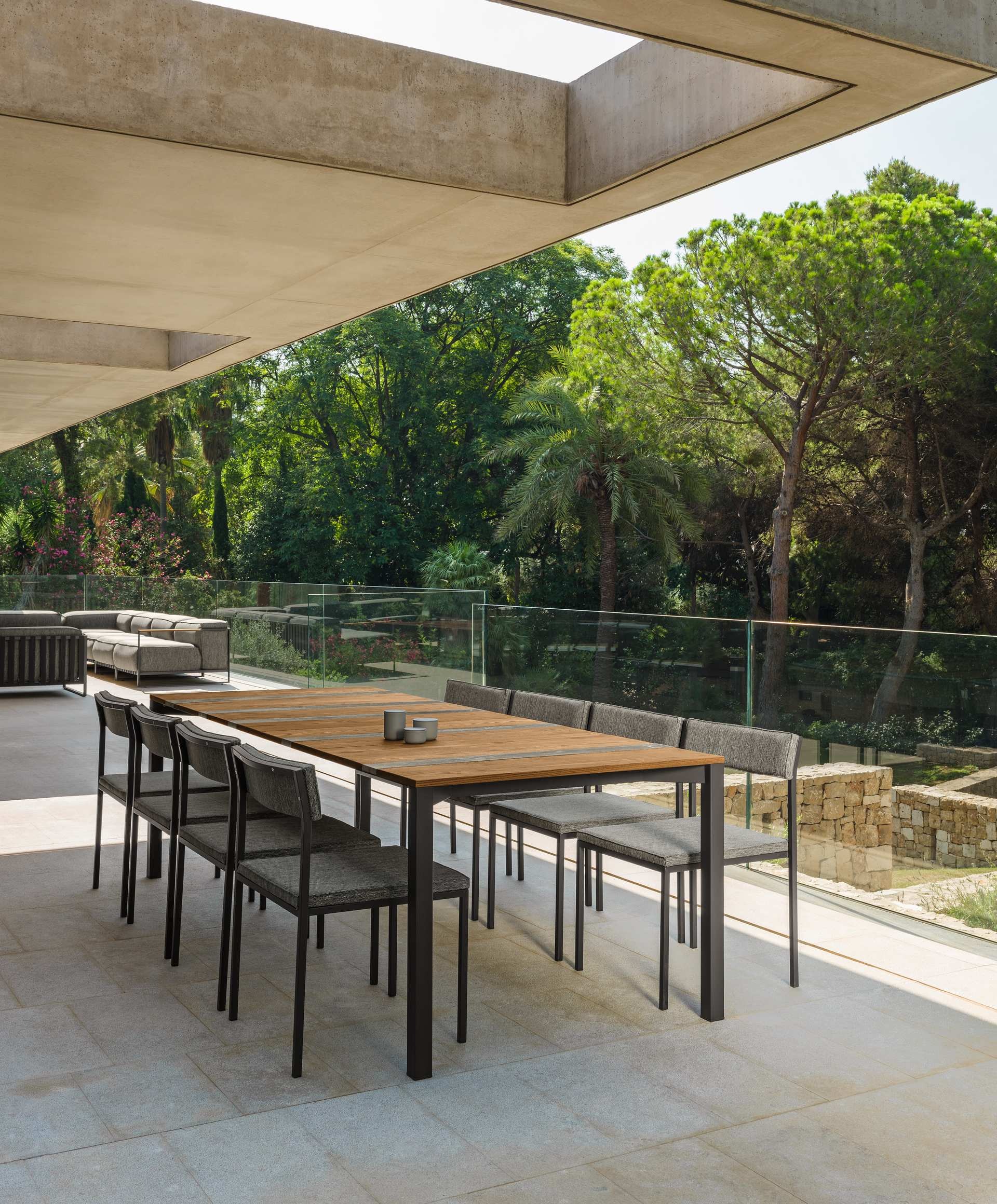 Casilda Dining Table 260×100 by Talenti – large rectangular outdoor table with sleek, modern design