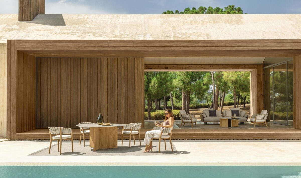 Outdoor Venice Dining Table D150 by Talenti designed for comfort, style, and long-lasting durability