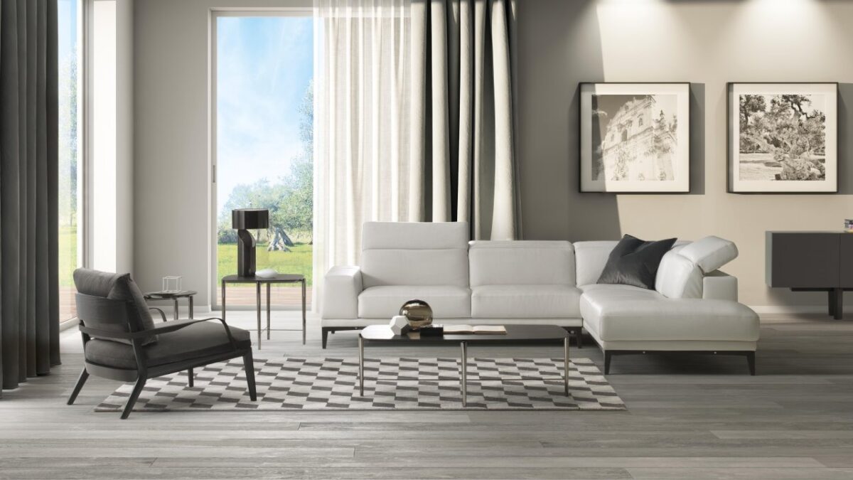 Discover the Natuzzi Bourgeois sofa, a modular design with a classic yet contemporary flair. This high-end Italian sofa offers luxury for Royal Oak homes.
