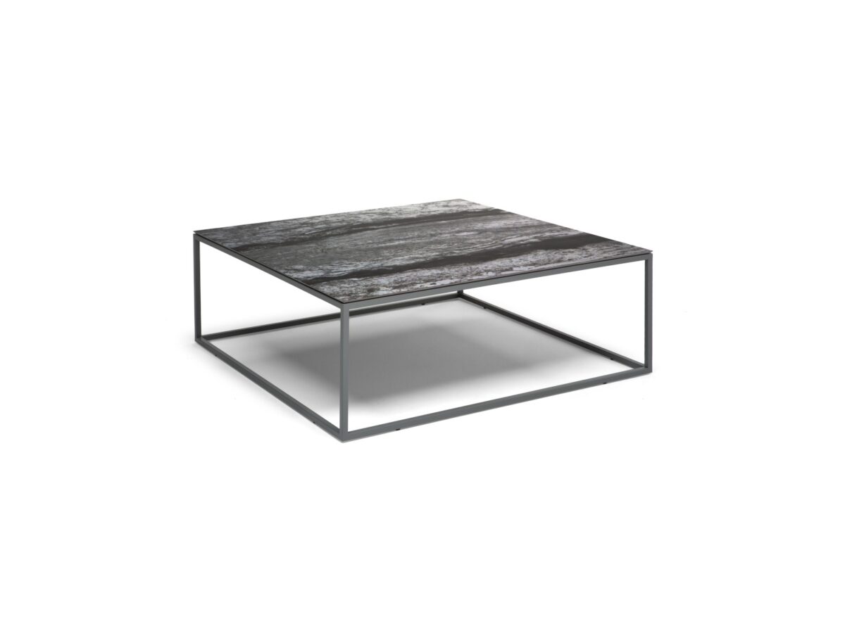 Luxury contemporary Cabaret B985 sofa by Natuzzi Editions, high-end Italian design for Birmingham, Michigan.