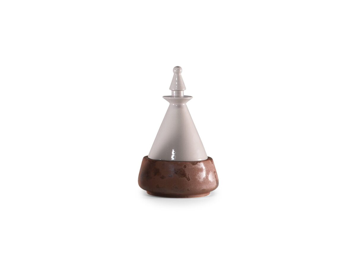 Modern Trullini Scents Home Fragrance by Natuzzi Italia, high-end Italian aromatic decor for Royal Oak, Michigan.