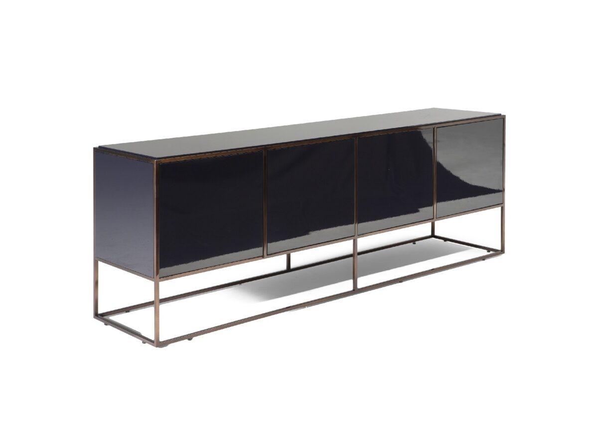 Modern Fil Rouge sofa by Fabio Novembre for Natuzzi Italia, high-end Italian design for Royal Oak, Michigan.