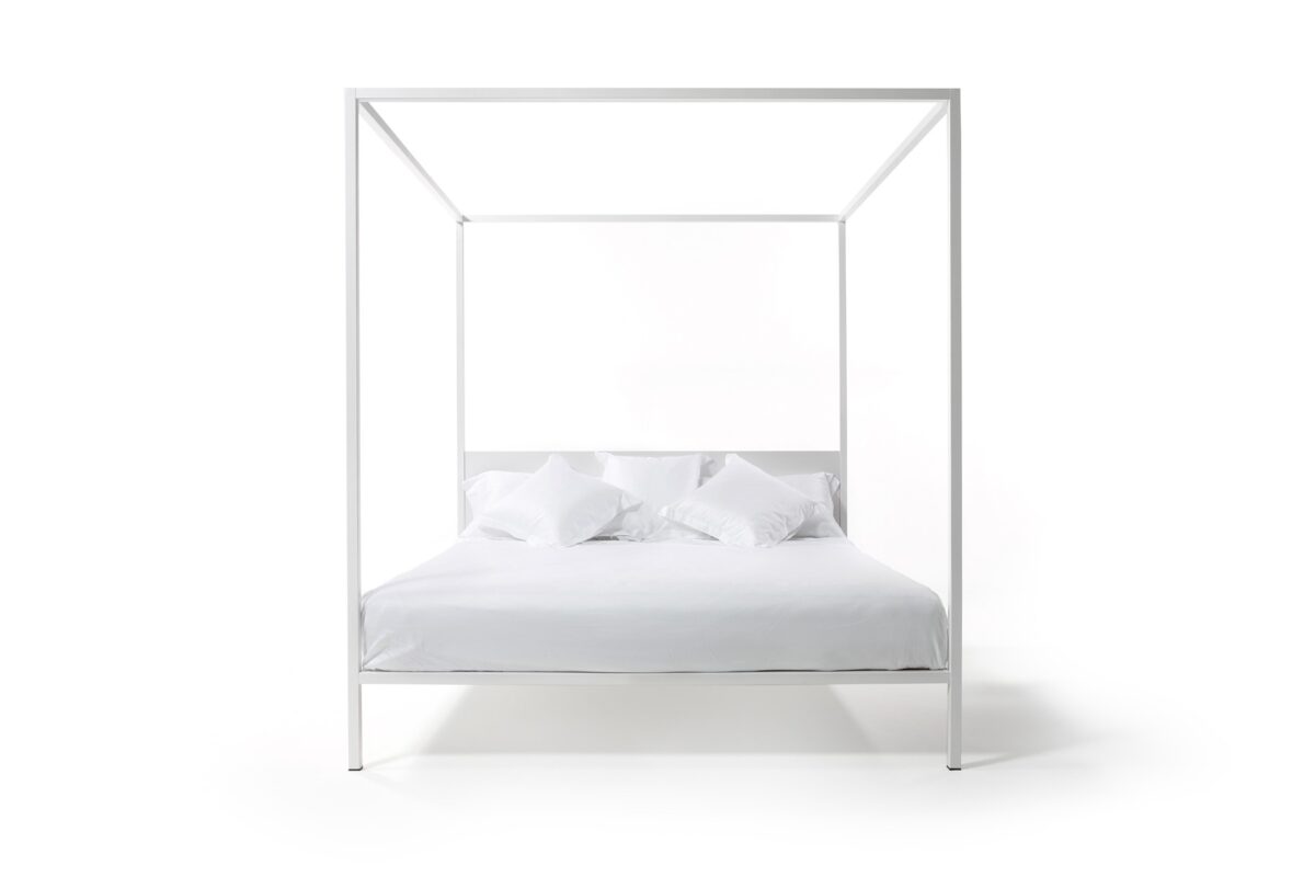 ILletto canopy bed by Opinion Ciatti in gold leaf finish with upholstered headboard, showcased in Royal Oak, Michigan.