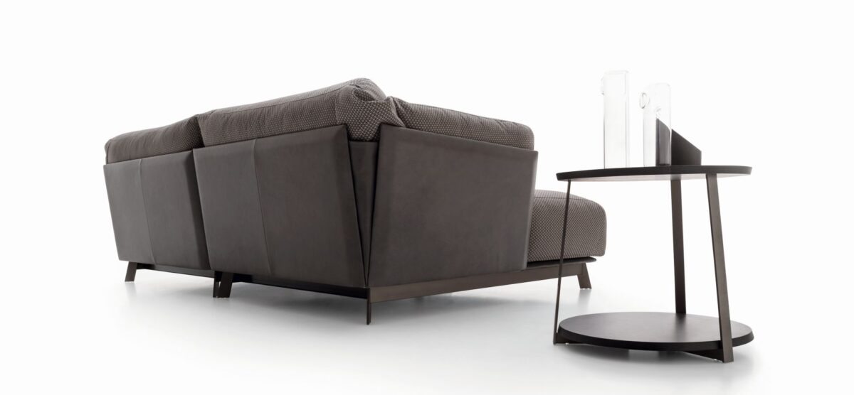 “Ditre Italia KAILUA – contemporary coffee table featuring geometric silhouette and elegant craftsmanship”