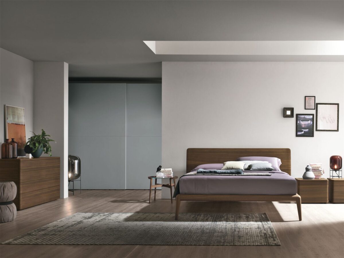 “Dolcevita storage unit by Tomasella – modern Italian dresser with sculpted wave-effect drawer fronts and elegant design”