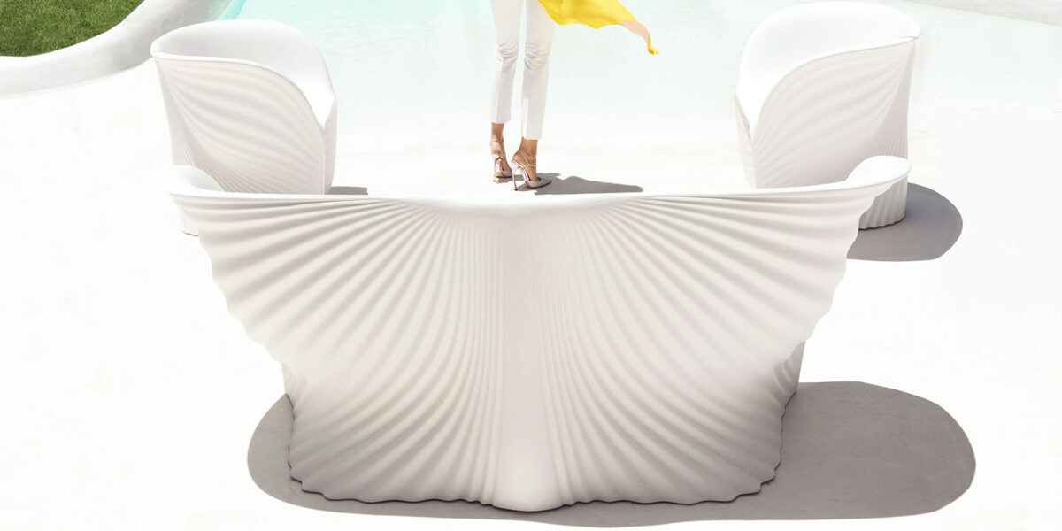 Modern Biophilia Sofa by Vondom Italian lounge sofa in Troy MI patio space