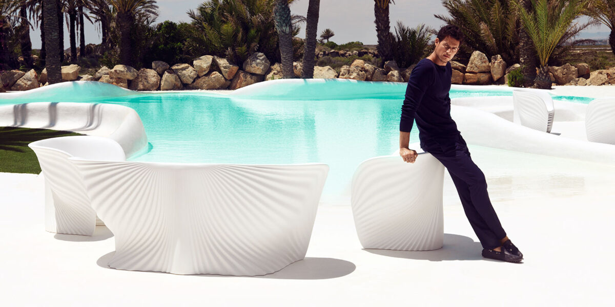 Luxury Biophilia Sofa by Vondom Italian modern outdoor sofa in Troy Michigan garden