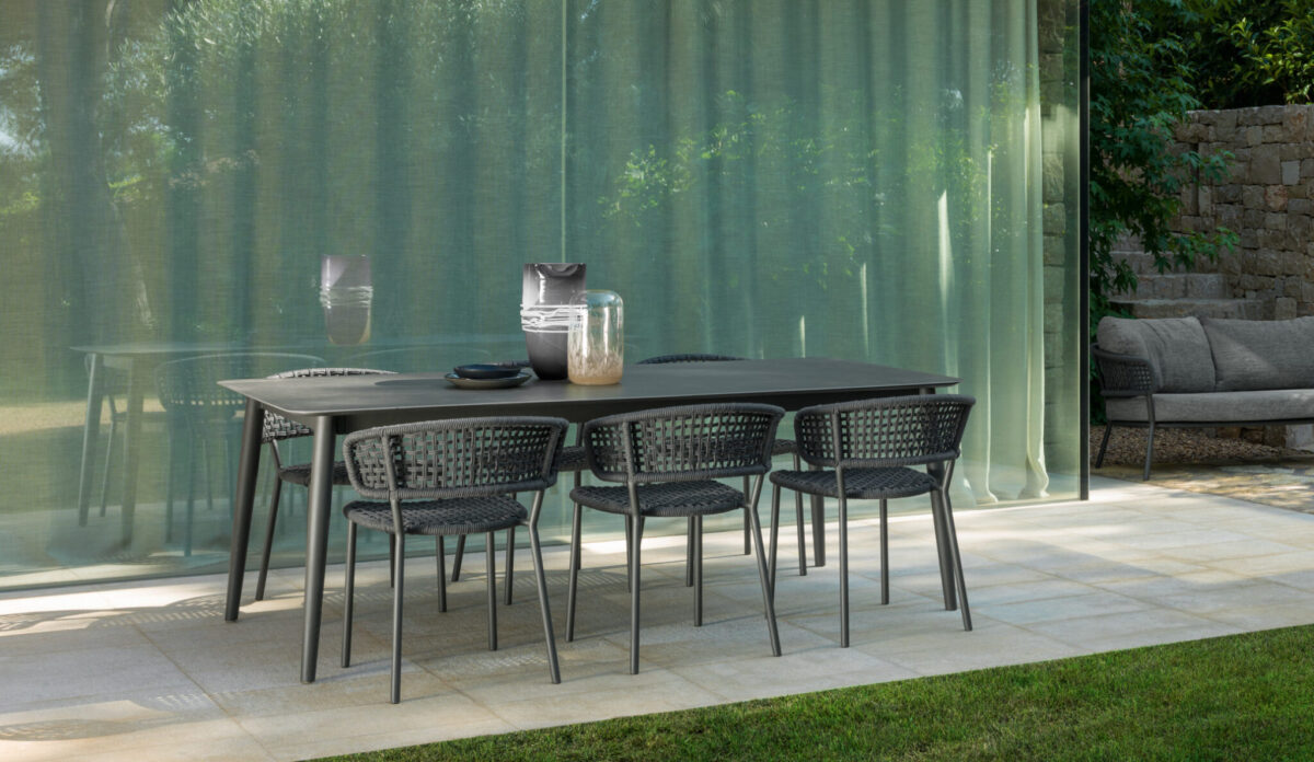 Upscale outdoor entertaining table, Moon//Alu by Talentispa, Birmingham, Michigan.