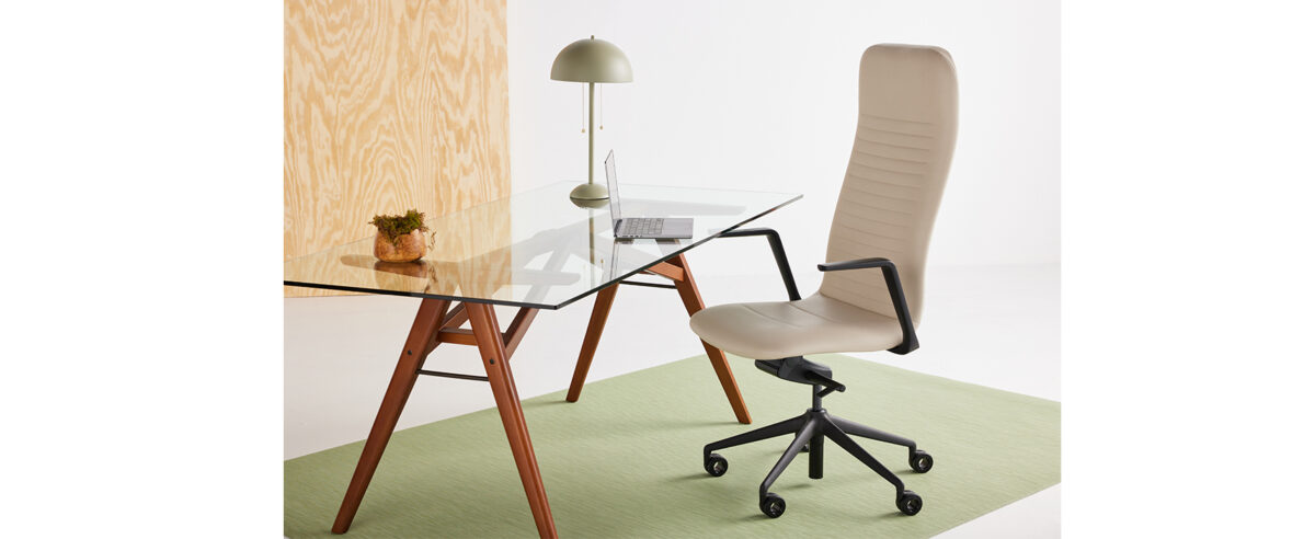 Premium Jeté chair by Viaseating in Royal Oak MI contemporary interior