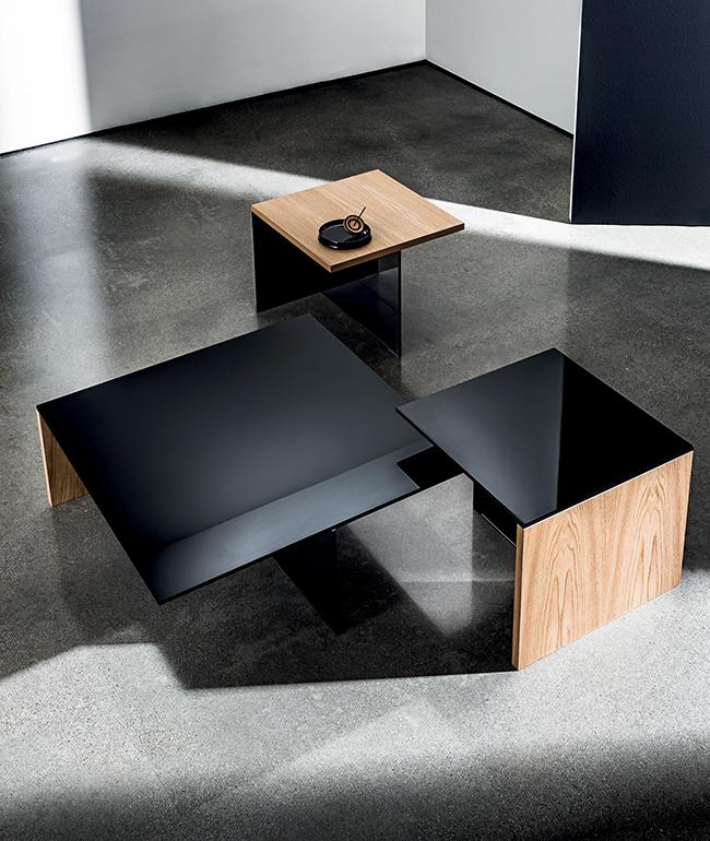 “Sovet Regolo – minimalist Italian square coffee table ideal for stylish and contemporary living spaces”