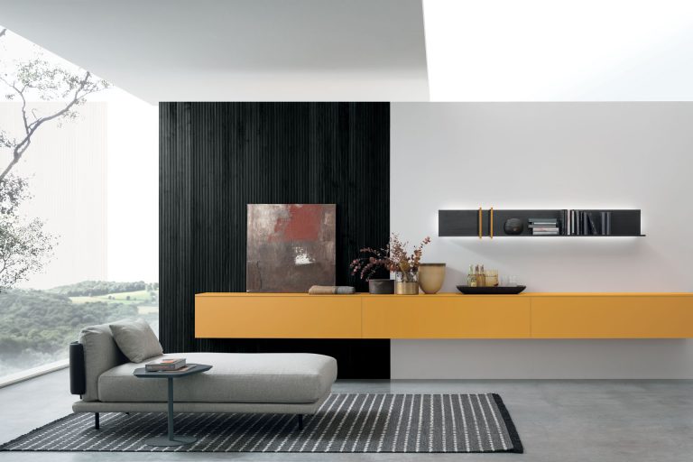 “Ring mirror by Tomasella – modern Italian wall mirror with circular frame and minimalist contemporary design”