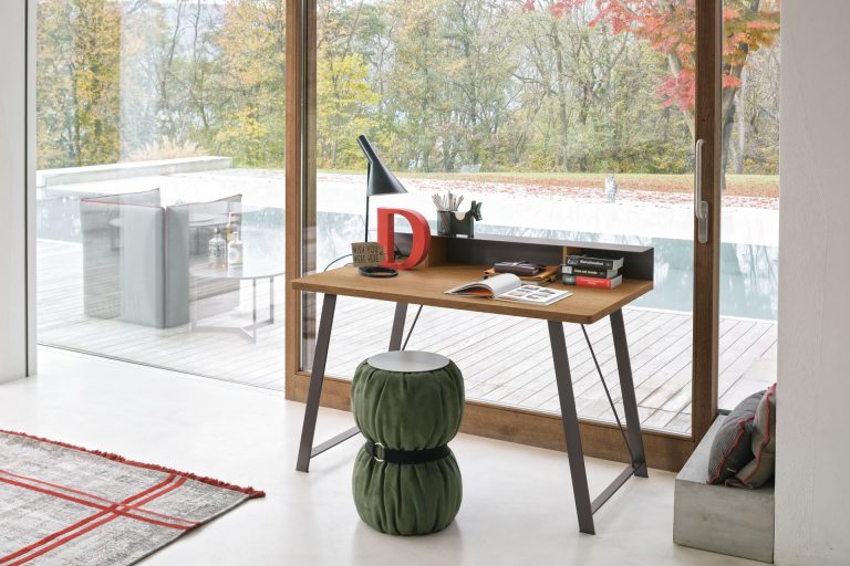 “Atlante desk by Tomasella – modern Italian writing desk with clean lines and minimalist contemporary design”