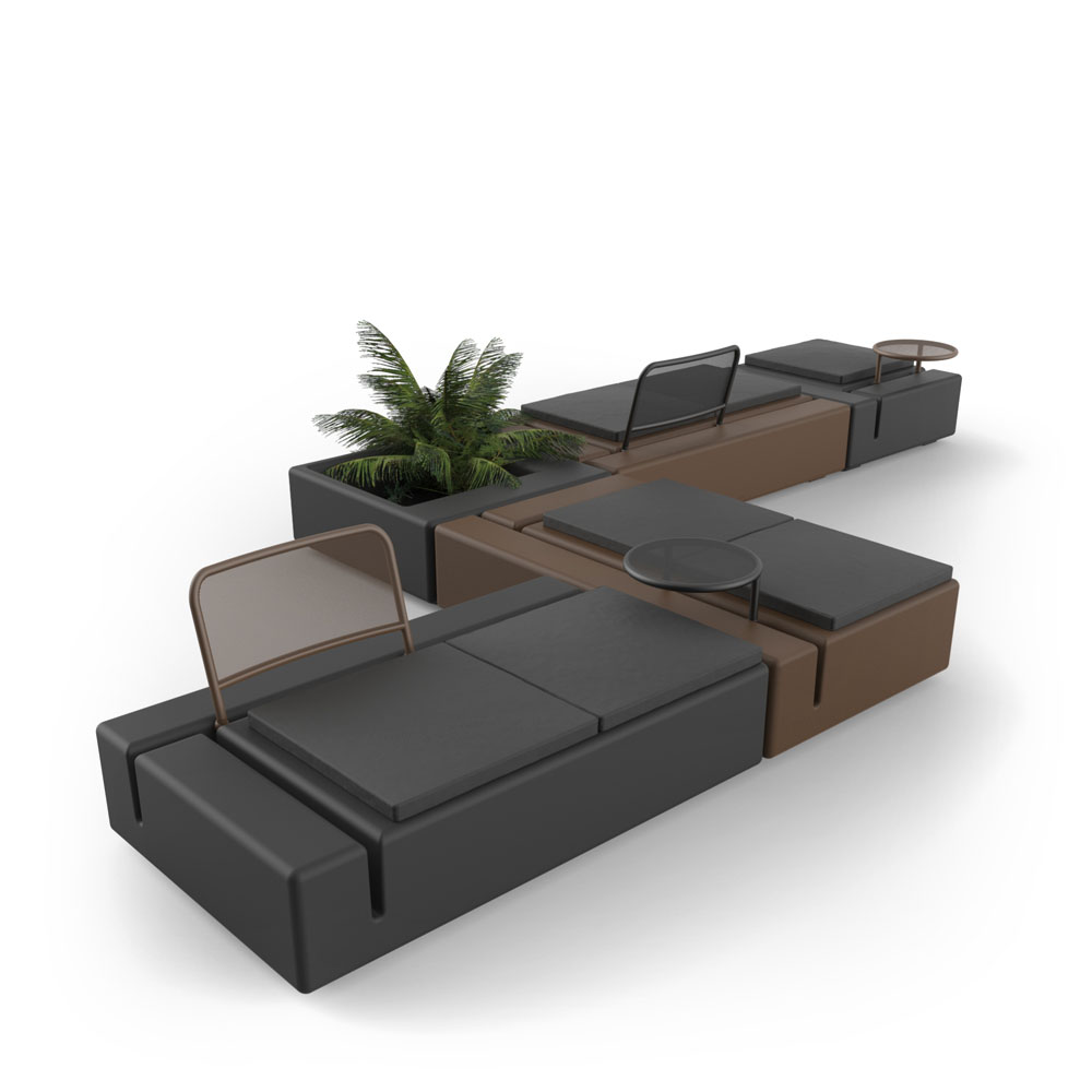 MODULAR SOFA CASE by Vondom in Royal Oak Michigan.