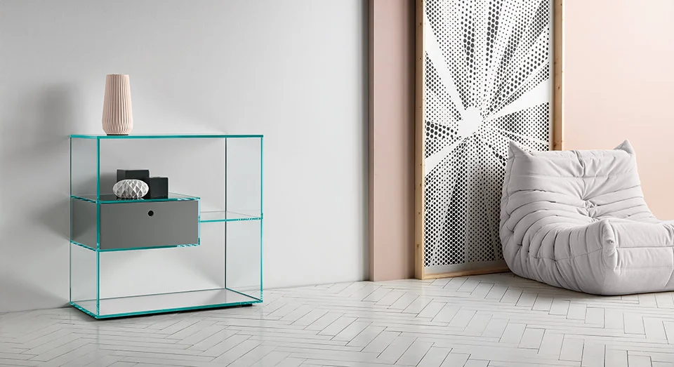 Elevate your entryway with the "Liber" console by Tonelli Design. A contemporary glass piece, perfect for sophisticated Birmingham interiors.
