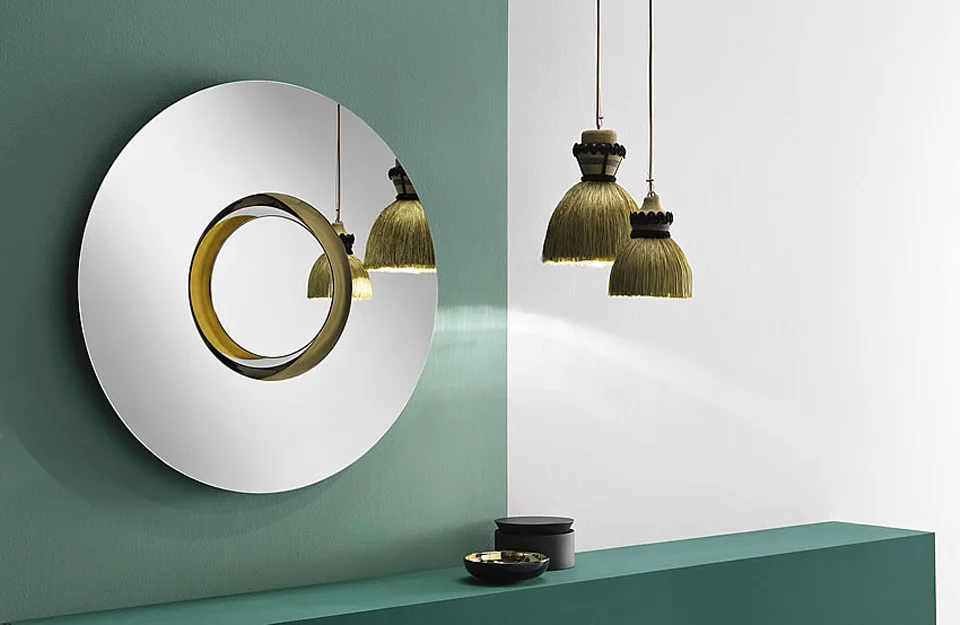 Mirror Ozma by Tonelli Design, contemporary glass design, Troy Michigan.