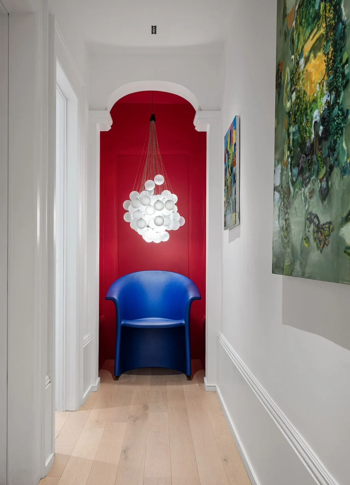 Vignelli Rocker by Heller, a luxurious addition to Birmingham, Michigan homes.