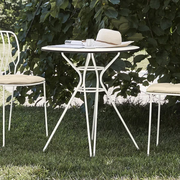 “Vincent Low Outdoor chair by Bontempi – modern low‑back outdoor seat with weather-resistant wicker and slim aluminum legs.”