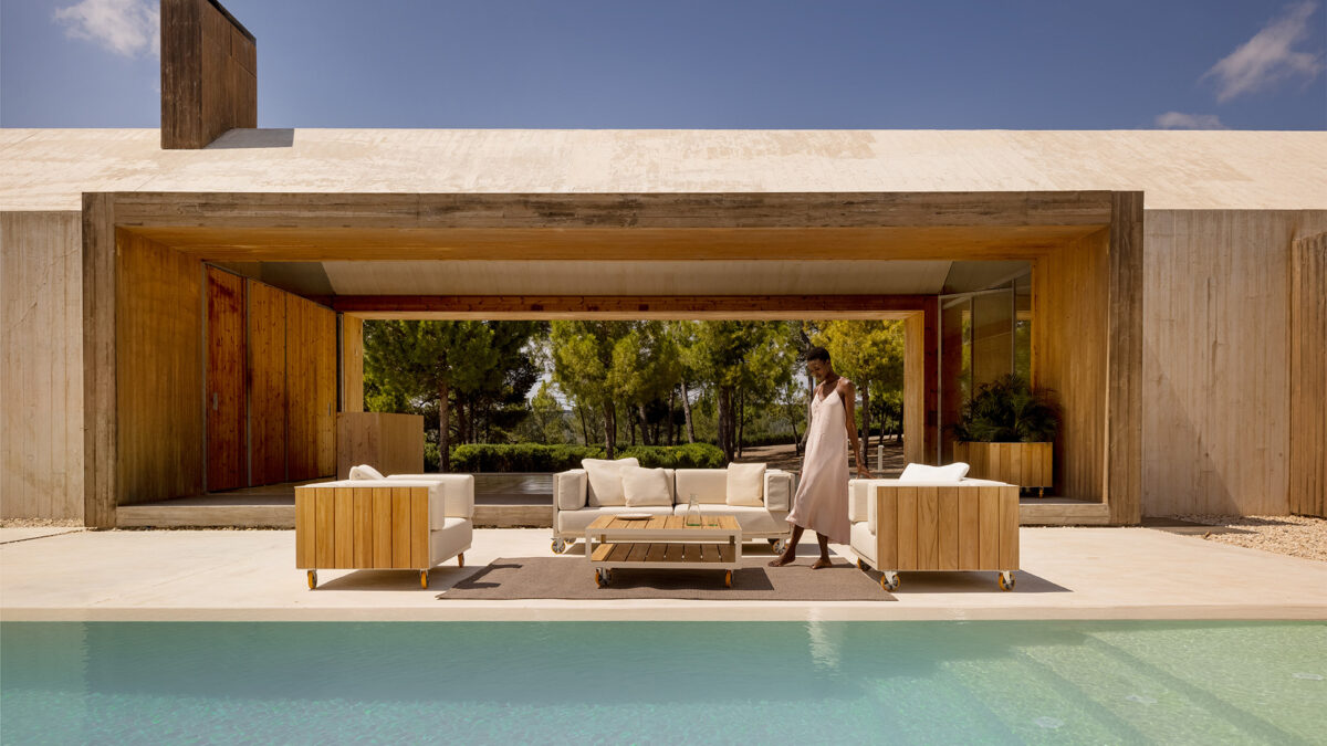 High-end Vineyard Large Coffee Table Legs by Ramón Esteve for Vondom, modern Spanish outdoor furniture component for Troy, Michigan.