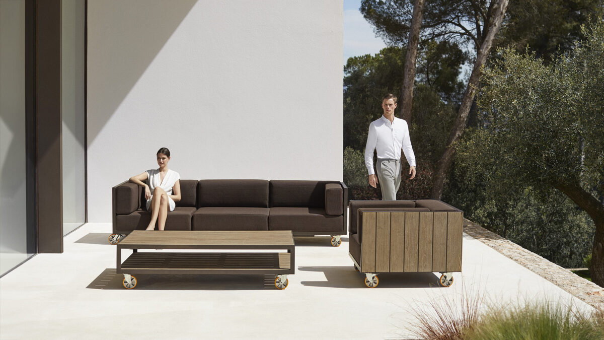Luxury VINEYARD Sofa by Vondom Italian modern outdoor sofa in Troy Michigan garden