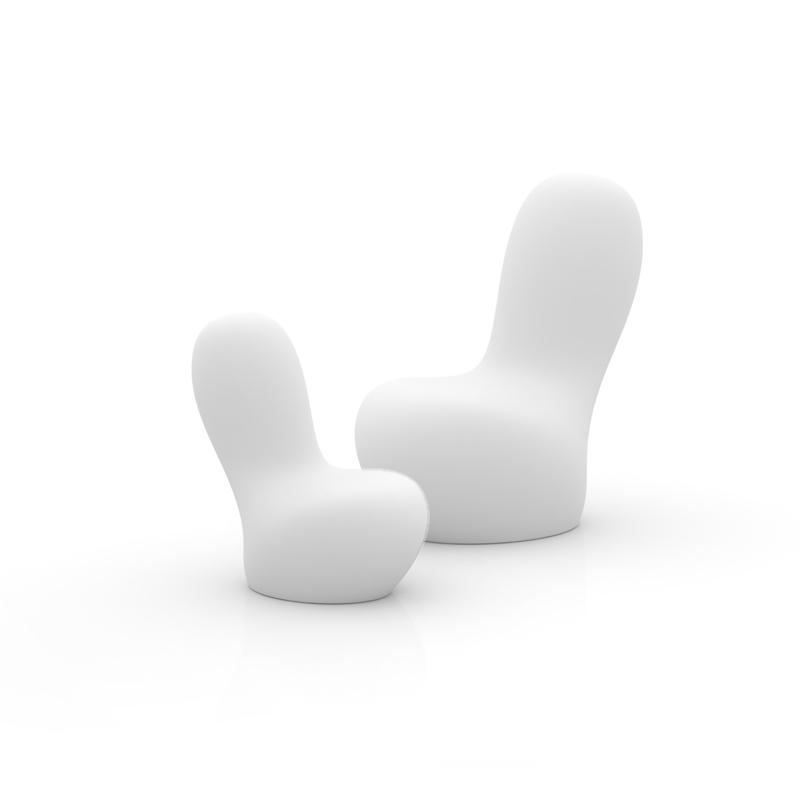 SABINAS Lamp by Vondom – organic-shaped outdoor floor lamp with soft curves and ambient lighting