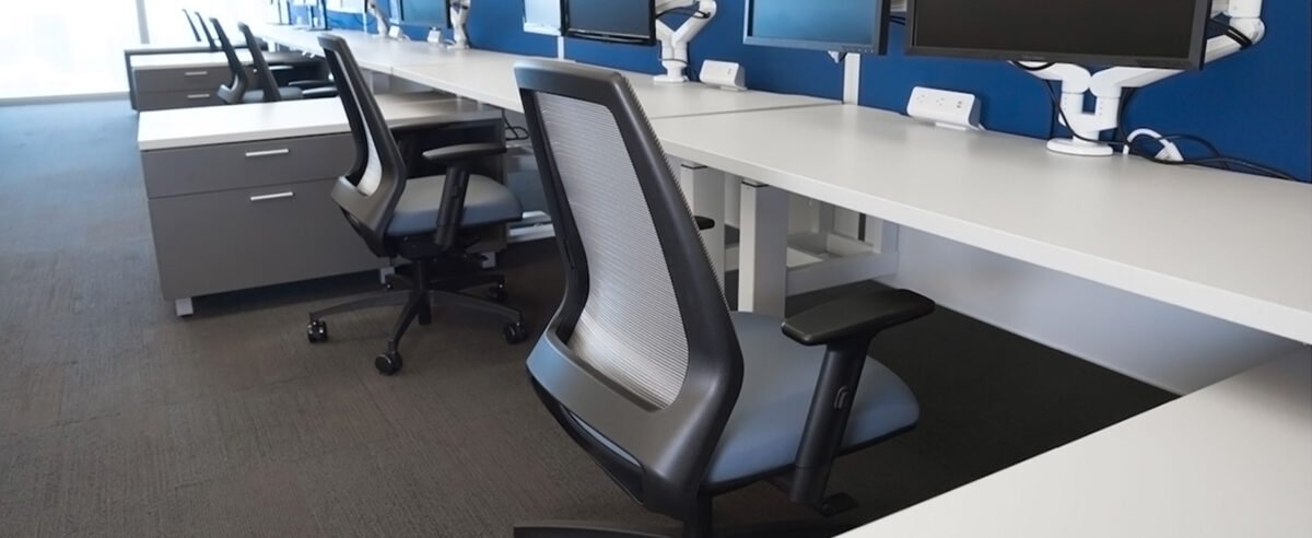 Premium 4u chair by Viaseating in Royal Oak MI contemporary office