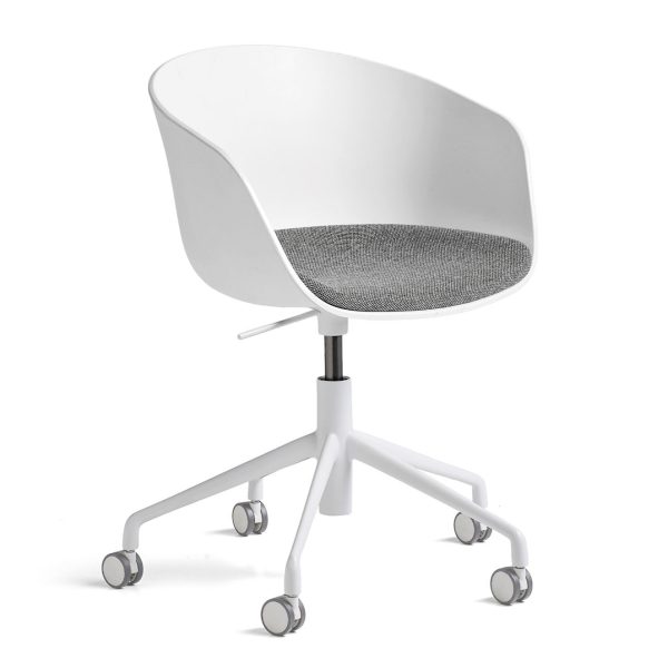 ABOUT A CHAIR AAC52 By Hay