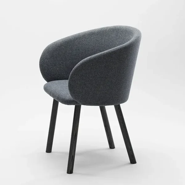 NASU | Chair with armrests By Zilio A&C