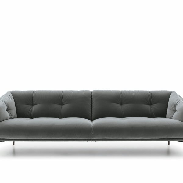CHARME By NICOLINE