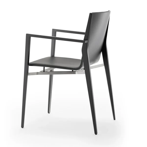 TENDO | Leather chair By SCHNEEWEISS interior