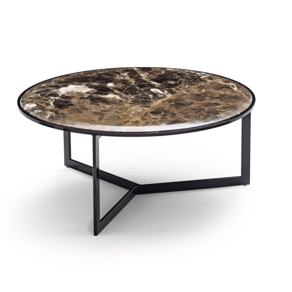 ROUND By NICOLINE