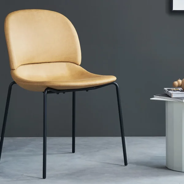 HUG | Steel chair By grado design