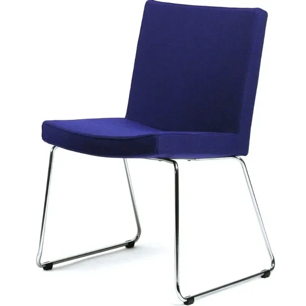 MEDIUM | Sled base chair By Inno
