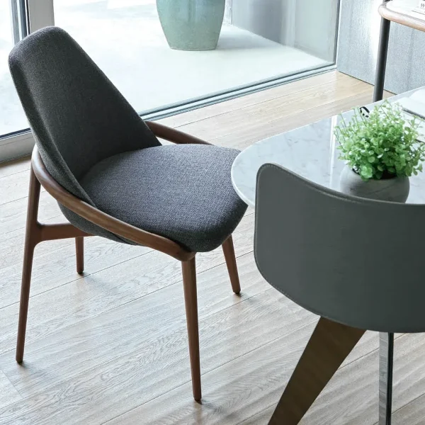 JACKIE | Chair By BertO