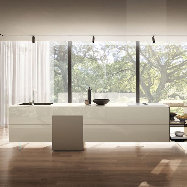 36e8 KITCHEN 2817 By Lago