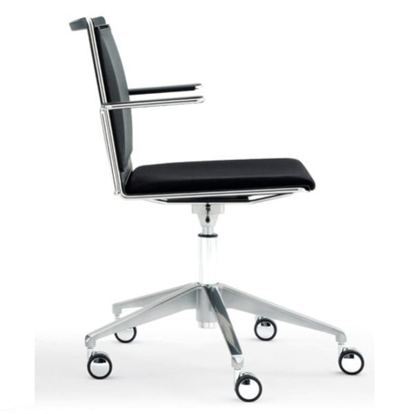 SMESH SOFT | Office chair with 5-Spoke base By Diemmebi
