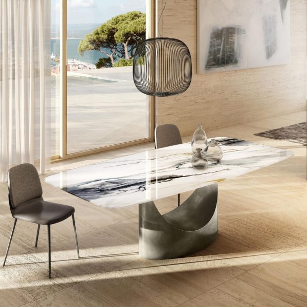 U TABLE - 2495X By Lago